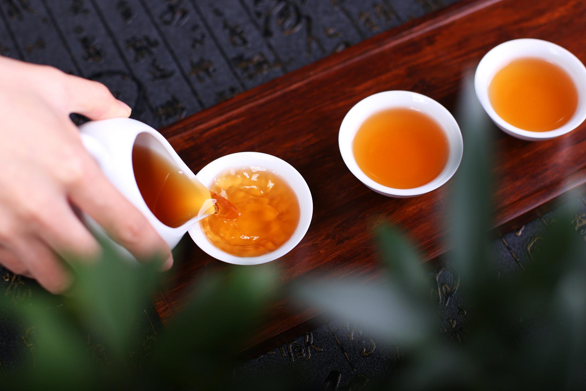 你喝的真的是纯料普洱吗？30秒了解纯料普洱与拼配普洱的差别